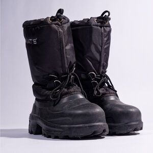 Black Winter Snow Boots
